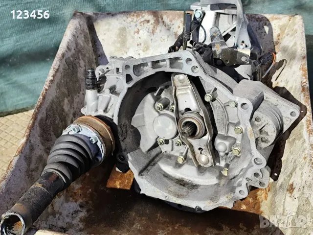 Скоростна кутия за Фолксваген Голф Битъл 2004 г. Модел FCH, снимка 2 - Части - 50195398