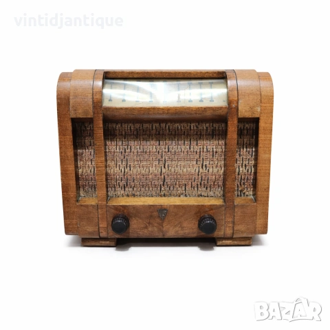 Античен настолен радиоприемник в дървен корпус Edler