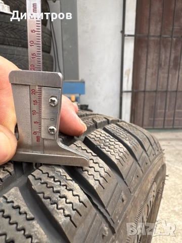 Зимни гуми 165/65 R15 , снимка 4 - Гуми и джанти - 51624195