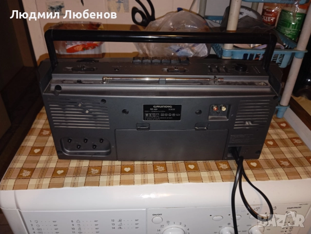 Радиокасетофон Grundig , снимка 5 - Радиокасетофони, транзистори - 52587785