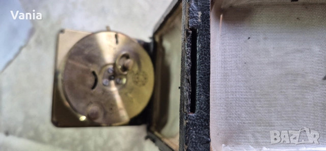 Стар механичен часовник , снимка 4 - Антикварни и старинни предмети - 52649013