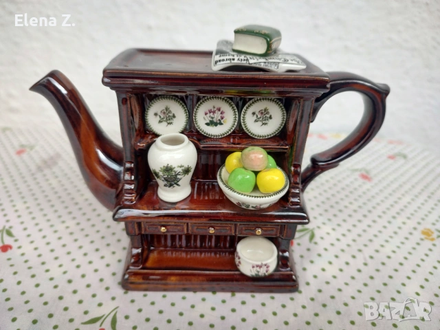 Разкошен малък чайник на Cardew и Portmeirion - шкаф за чинии, снимка 2 - Декорация за дома - 54003308