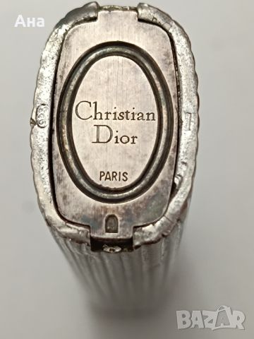 Оригинална сребърна маркирана запалка Christian Dior Paris

, снимка 2 - Други ценни предмети - 46408165