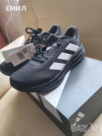 маратонки адидас. оригинал