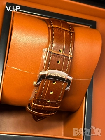 Часовник Patek Philippe Nautilus 5712, снимка 8 - Мъжки - 52879889