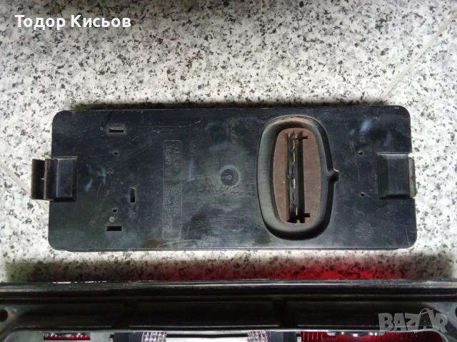 Оригинален десен стоп за Vw Transporter T3 / T25, снимка 4 - Части - 53918147