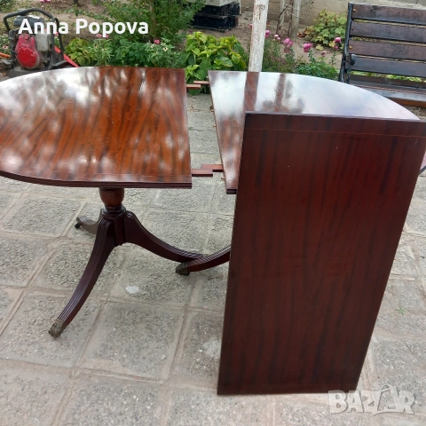 Винтидж разтегателна маса с четири стола, снимка 3 - Антикварни и старинни предмети - 53790776