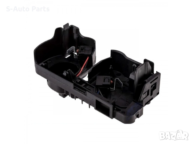 Ключ за преден капак за Mercedes A-Class W176 (2012-2018), снимка 2 - Части - 52936074