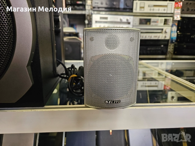 Бас каса Trust 19019-02 с две колони Elite. В отлично техническо и визуално състояние., снимка 4 - Тонколони - 51793015