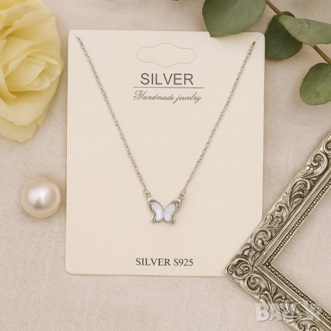 Елегантно дамско колие с висулка пеперуда, снимка 3 - Колиета, медальони, синджири - 51926250