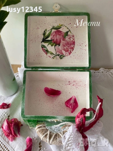 Кутия чантичка-Пролетни божури!, снимка 5 - Декорация за дома - 53023846