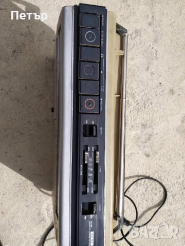 Продавам ретро радиокасетофон SONY, снимка 2 - Радиокасетофони, транзистори - 51950287