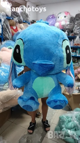 Стич ,100см. с крака или седнал, снимка 11 - Плюшени играчки - 46596175