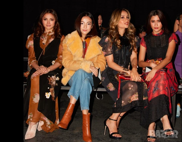 бродирана рокля от велур Coach размер S, снимка 12 - Рокли - 53181210