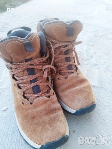 туристически обувки, юноша, номер 37 и 38, снимка 5 - Детски маратонки - 52109267