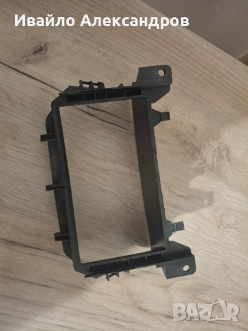 Рамка за цветен дисплей CID, Zafira B / Зафира Б, снимка 2 - Части - 52512631