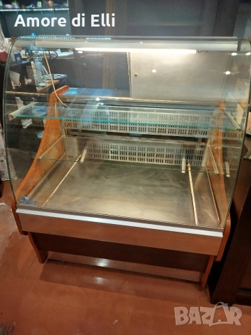 Професионална сладкарска витрина „Братя Чичеклиеви“ – Инокс, Падащо стъкло (1м), София , снимка 3 - Витрини - 53939301