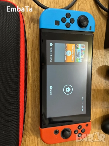 Конзола Nintendo switch пълен комплект, снимка 3 - Nintendo конзоли - 52949373