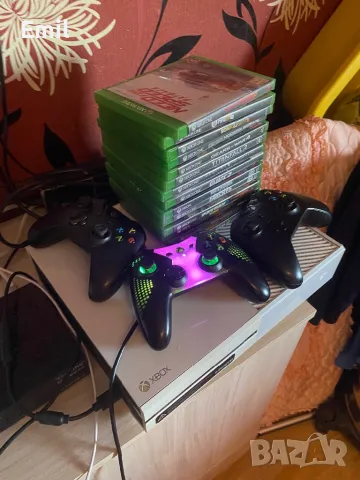 Xbox one 500gb +15 игри +3 контролера, снимка 2 - Xbox конзоли - 46882786