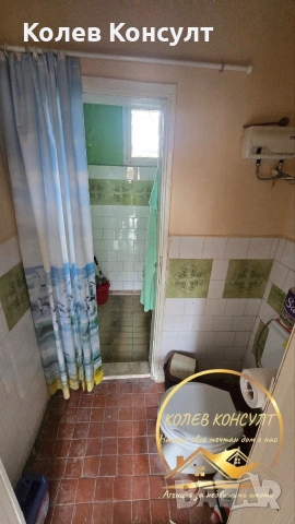 🥇 Агенция “Колев Консулт” продава двуетажна къща близнак на плоча в град Чирпан , снимка 10 - Къщи - 54037830