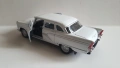 ЧАЙКА ГАЗ-13 Welly - Мащаб 1:43, снимка 3