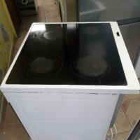 Свободно стояща печка с керамичен плот VOSS Electrolux 60 см широка!, снимка 2 - Печки, фурни - 45154635