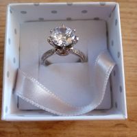 Сребърен пръстен с цирконий , снимка 5 - Пръстени - 45913142