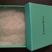 Кутия за бижута Tiffany and Co, снимка 2 - Бижутерийни комплекти - 45546335
