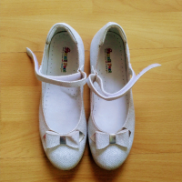 Нови дамски обувки, пантофки, снимка 2 - Маратонки - 44959965