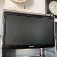 Телевизор 23'' Samsung LCD, снимка 1 - Телевизори - 45527437