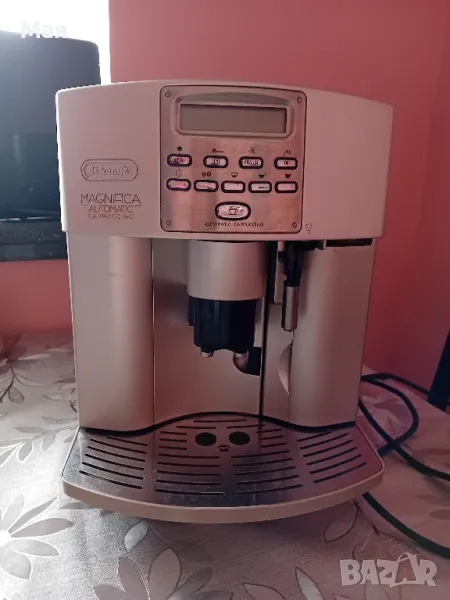 Кафе автомат"Delonghi" Magnifika, снимка 1