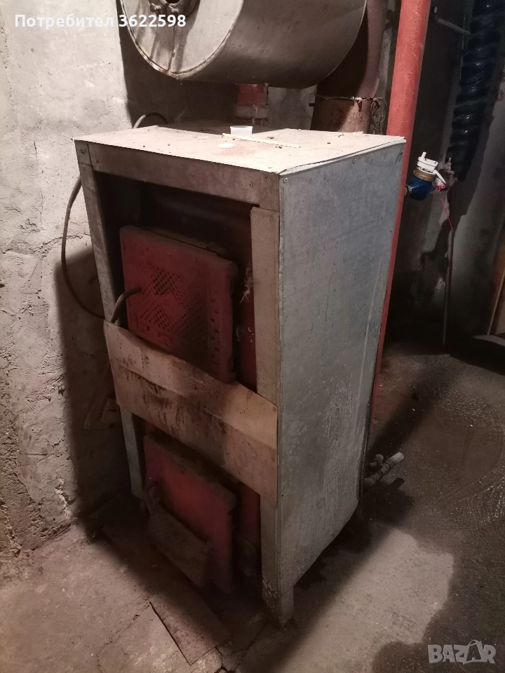 Продавам руски чугунен Котел. Не исползван, снимка 1