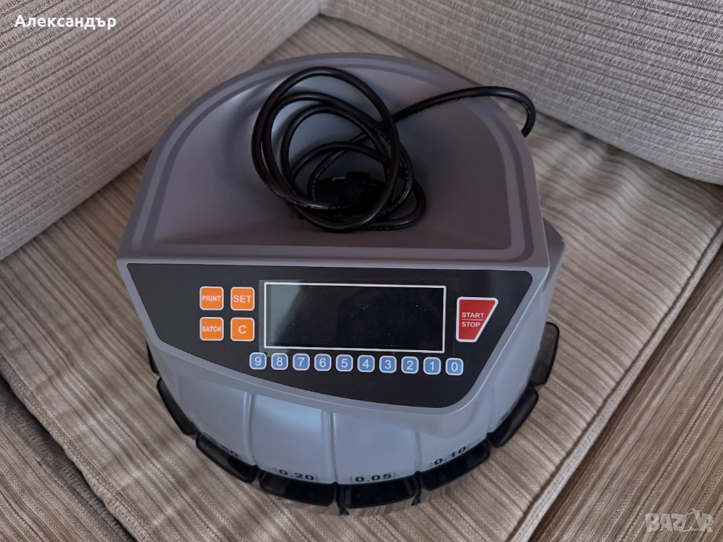 Машина за броене и сортиране на монети стотинки с LED дисплей, снимка 1