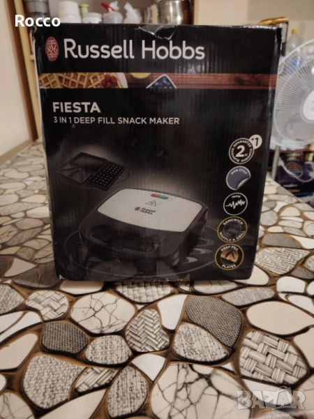 Грил преса Russell Hobbs  3 в 1 Гофретник, снимка 1