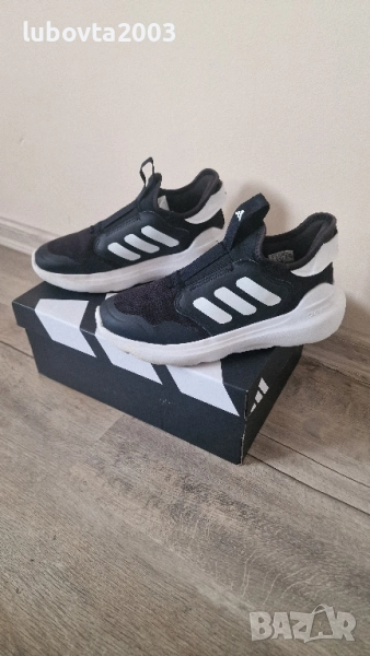 Adidas 36 2/3 Детски оригинални маратонки , снимка 1