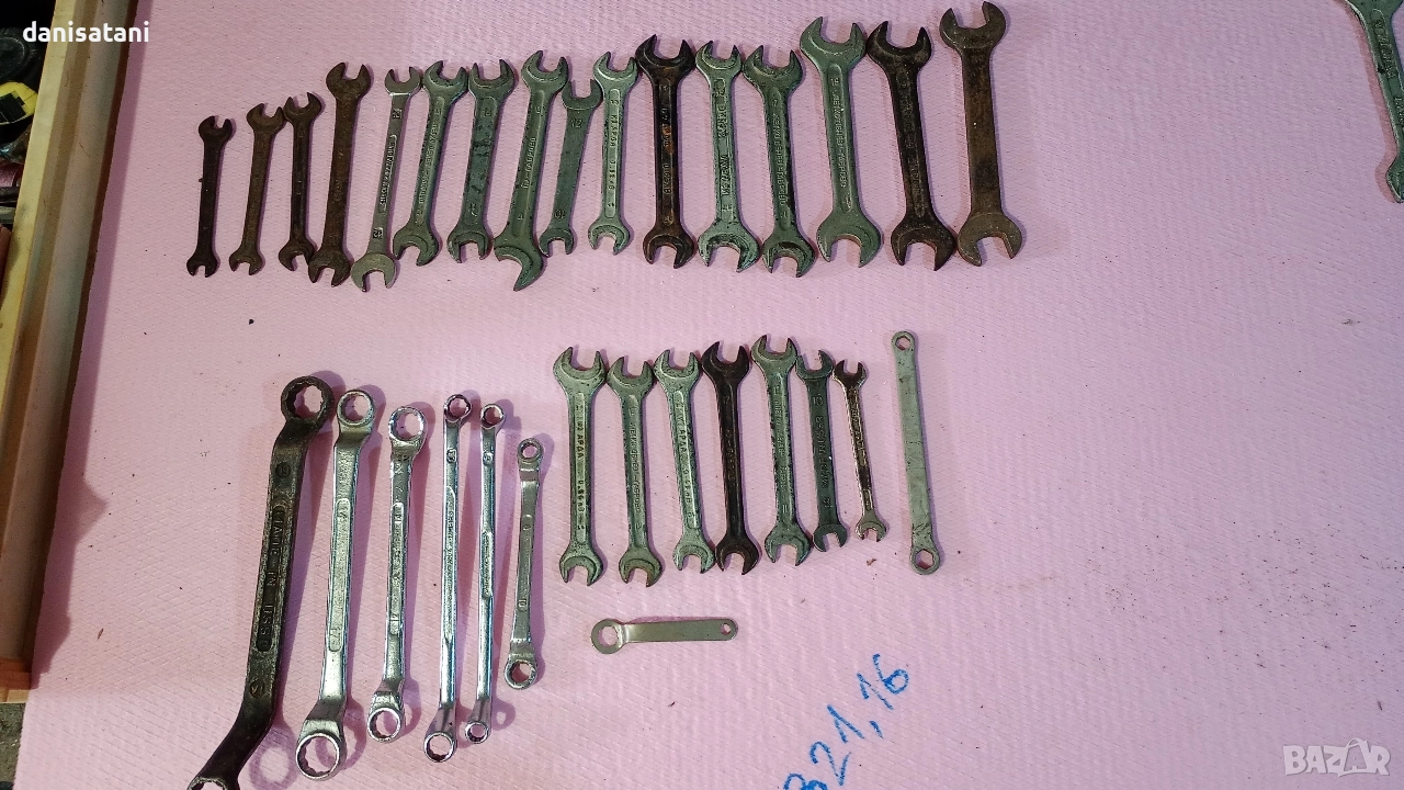 Продавам 30 бр. стари гаечни ключове, снимка 1