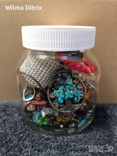 Мистериозни бурканчета , снимка 1