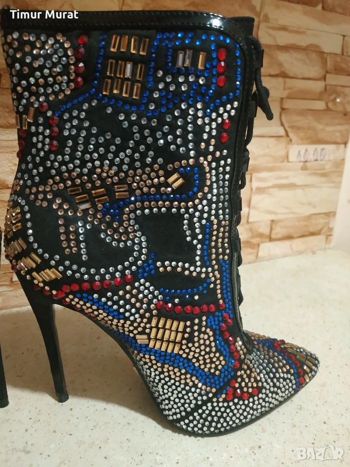 предлагам дамски боти на Sergio Rossi, снимка 1