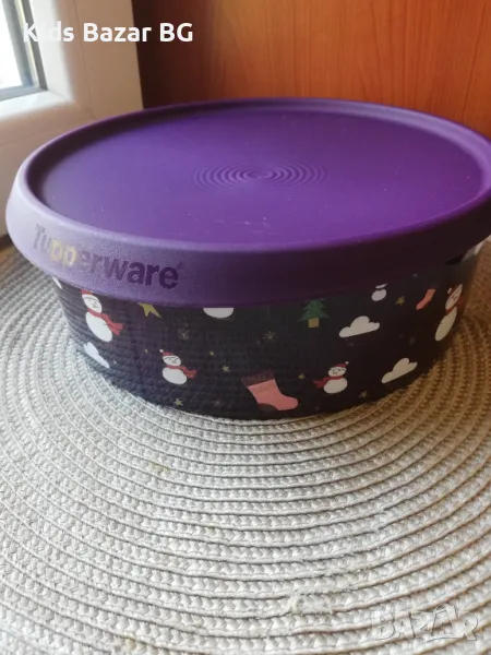 Коледна кутия 2.1л Tupperware , снимка 1