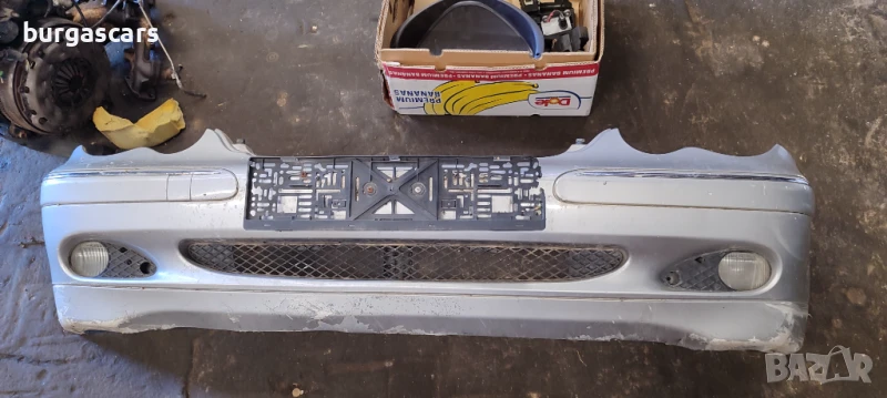 Предна броня Mercedes C220 W203 - 110лв, снимка 1
