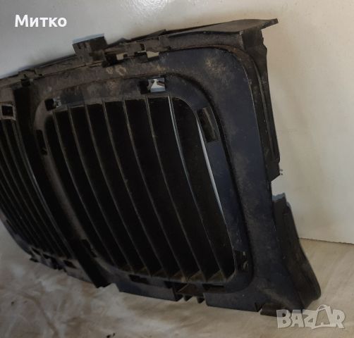 Решетка преден капак за БМВ Е34 BMW E34 1988 -1995г., снимка 5 - Части - 45370471