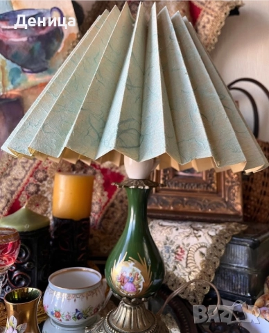 Една красваица за нощното ви шкафче или за интимното ви кътче 💚 Месингова основа, снимка 9 - Настолни лампи - 52487638