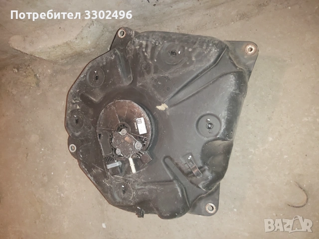 Резервоар Ад блу Мерцедес W212