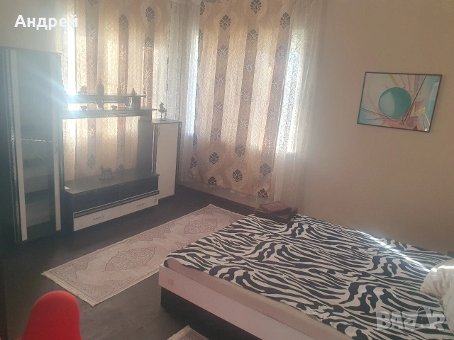 къща във село Гложене , снимка 2 - Къщи - 53475736