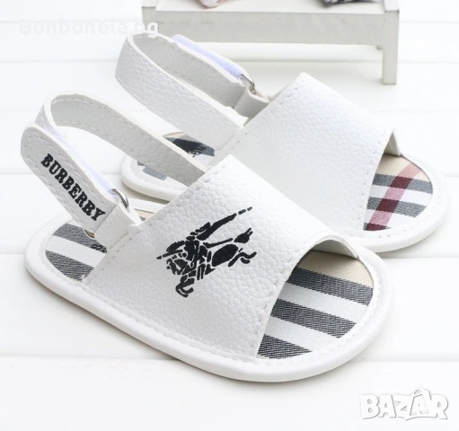 Бебешки сандали Burberry
