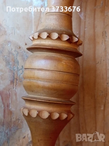 Уникален дървен свещник, висок 59 см, 36 на дървената част.Дебела свещ., снимка 2 - Декорация за дома - 51037904