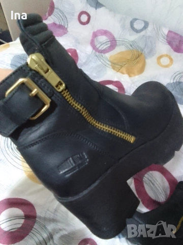 Johnny bulls- боти