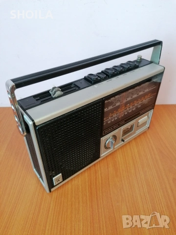 Grundig music boy 1100, снимка 2 - Радиокасетофони, транзистори - 54234693