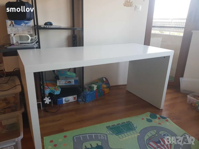 Продавам бюро с размери ДхШхВ 151х65х73