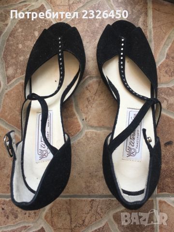 Продавам сандали на ток, снимка 1 - Дамски елегантни обувки - 46415411